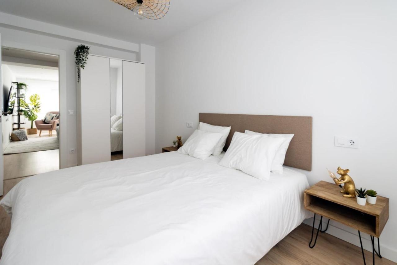 Lujoso Apartamento Entre 2 Playas Con Garaje, Wifi Gijón Extérieur photo