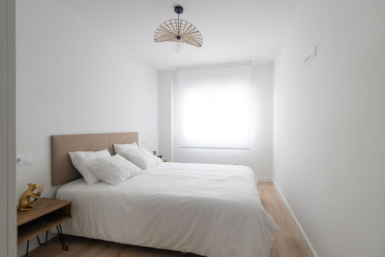 Lujoso Apartamento Entre 2 Playas Con Garaje, Wifi Gijón Extérieur photo