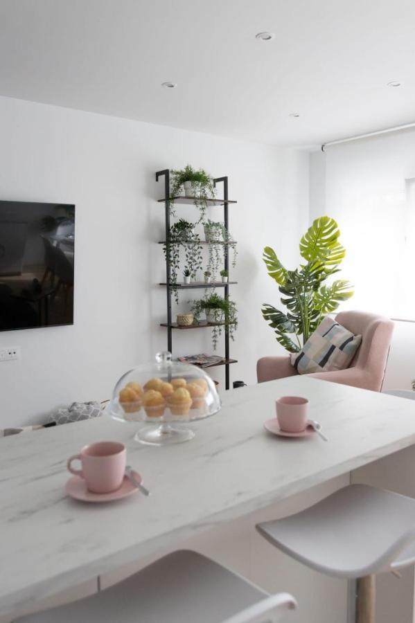 Lujoso Apartamento Entre 2 Playas Con Garaje, Wifi Gijón Extérieur photo